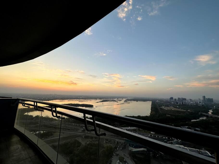 Cloud Stay@41St Floor Noida Esterno foto