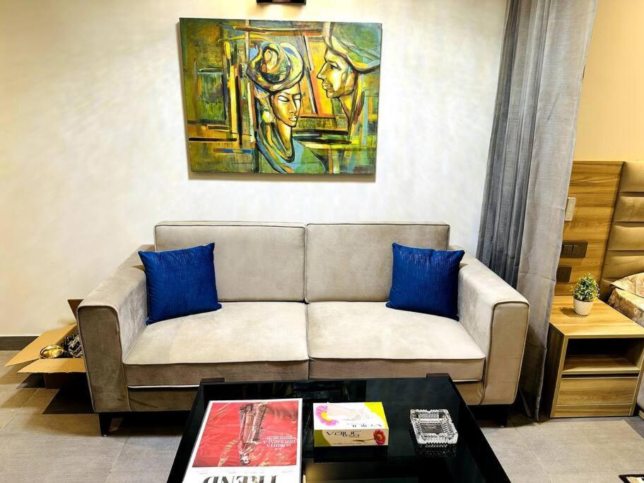 Cloud Stay@41St Floor Noida Esterno foto